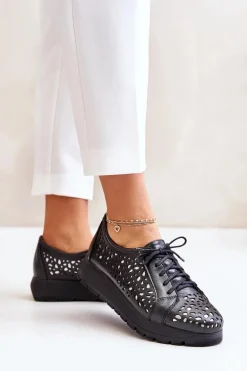 Zazoo 2973 Skórzane Półbuty Na Platformie Z Ażurowym Wzorem Czarne