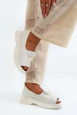 Zazoo 2939 Skórzane Sandały Damskie Z Kokardką Białe