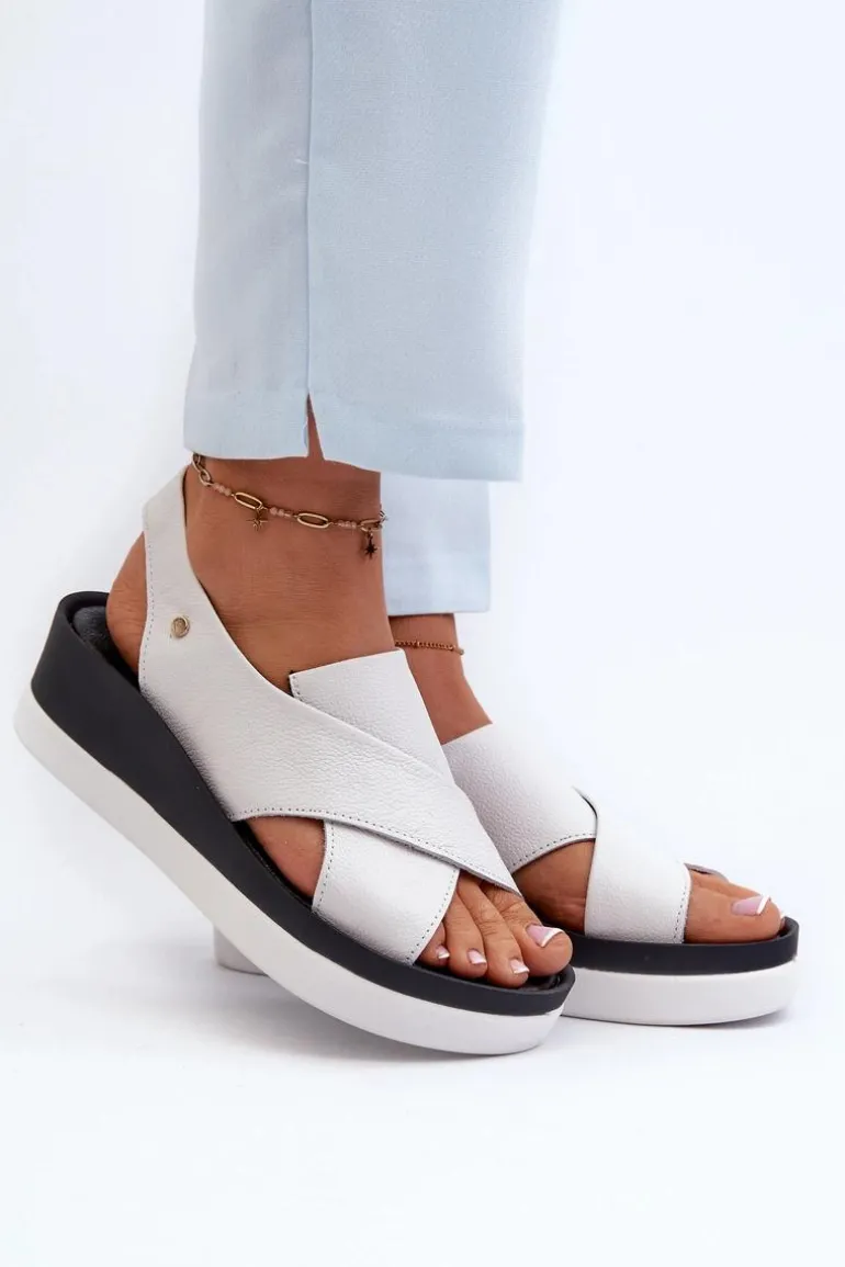 Zazoo 40256 Skórzane Sandały Na Koturnie Białe