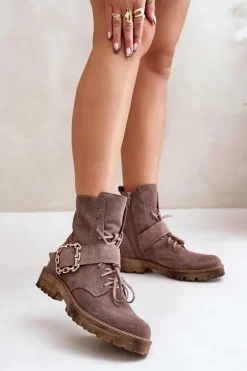 Zazoo 2951 Zamszowe Botki Z Ozdobną Klamrą Ciemnobeżowe