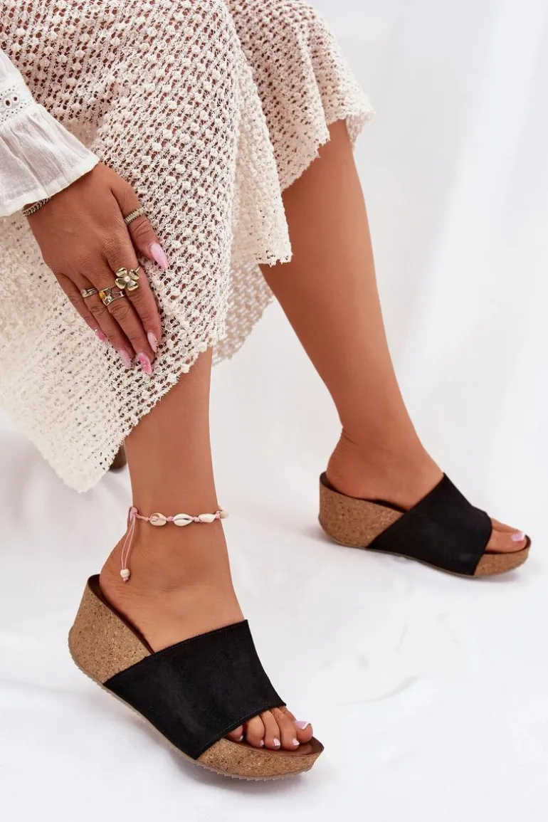 Zazoo 40311 Zamszowe Klapki Damskie Na Korkowym Koturnie Czarne