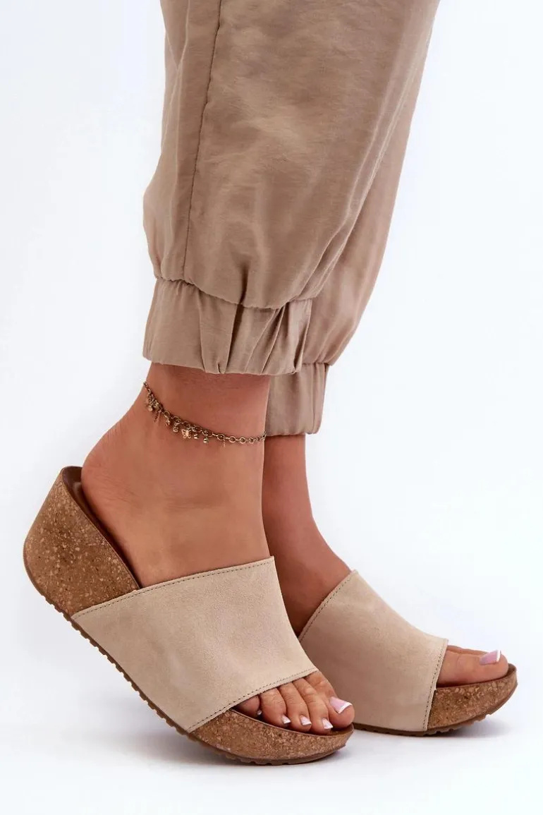 Zazoo 40311 Zamszowe Klapki Damskie Na Korkowym Koturnie Beżowe