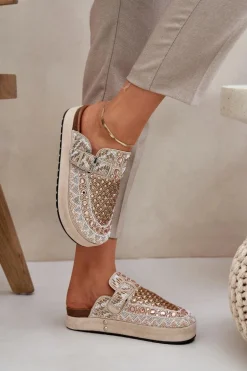 Zdobione Klapki Na Platformie Beżowe Terfitra