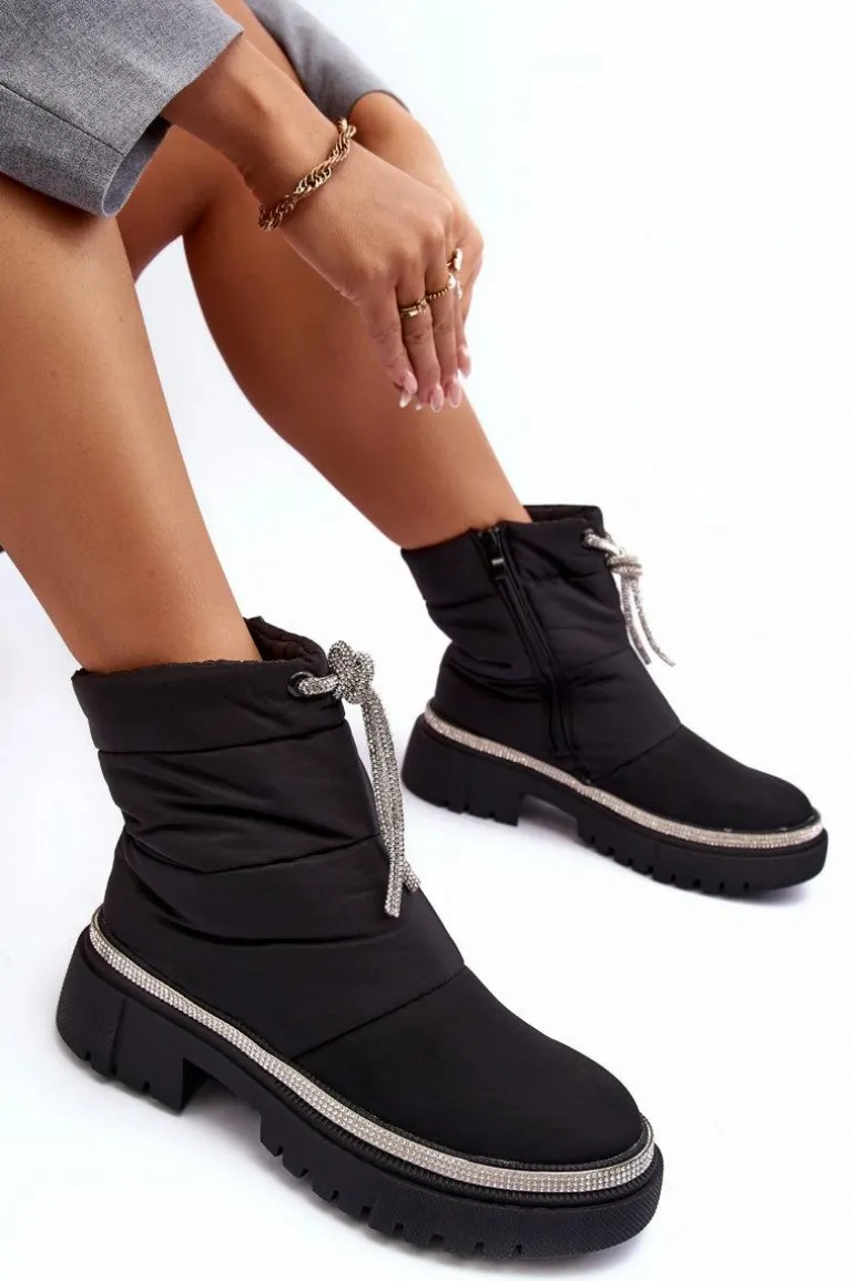 Zdobione Śniegowce Na Płaskim Obcasie Czarne Plotia