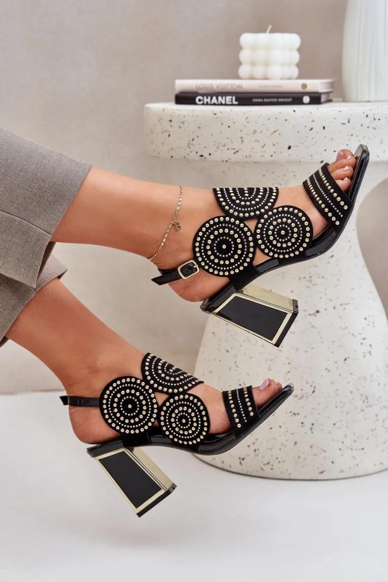 Zdobione Sandały Na Słupku Czarne Delariona